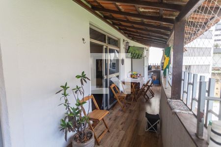 Apartamento à venda com 460m², 7 quartos e 2 vagasVaranda da Suíte 3 e do Quarto 4