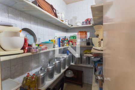 Apartamento à venda com 460m², 7 quartos e 2 vagasDespensa