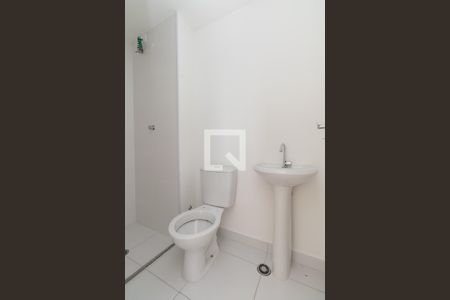 Banheiro de apartamento para alugar com 2 quartos, 34m² em Vila Ré, São Paulo
