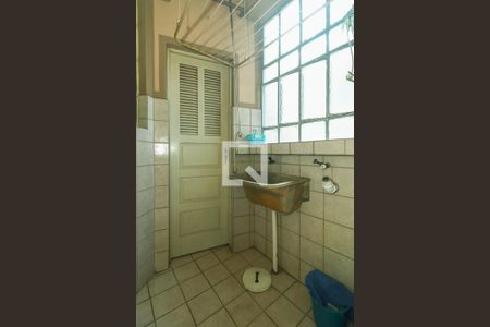 Apartamento à venda com 171m², 3 quartos e sem vaga Apartamento à venda com 171m², 3 quartos e sem vagaÁrea de Serviço