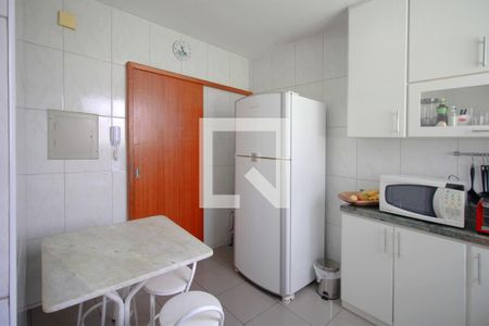Apartamento à venda com 170m², 4 quartos e 2 vagasCozinha