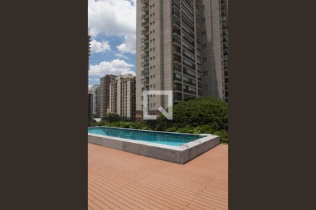 Studio à venda com 27m², 1 quarto e sem vagaPiscina