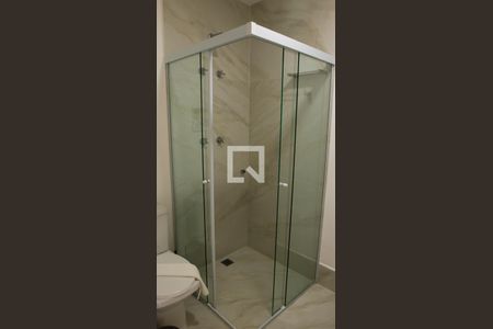 Banheiro de kitnet/studio à venda com 1 quarto, 27m² em Perdizes, São Paulo