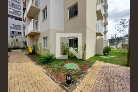 Apartamento à venda com 37m², 2 quartos e sem vagaÁrea comum