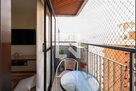 Apartamento à venda com 130m², 3 quartos e 2 vagasVaranda