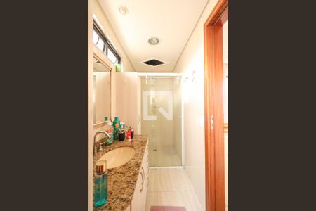 Apartamento à venda com 130m², 3 quartos e 2 vagasBanheiro da Suíte