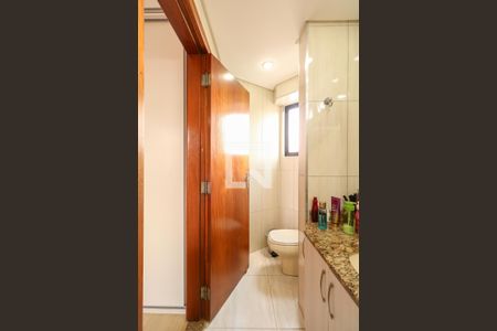 Apartamento à venda com 130m², 3 quartos e 2 vagasBanheiro da Suíte