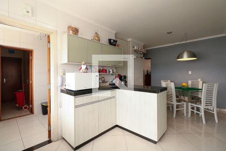 Apartamento à venda com 130m², 3 quartos e 2 vagasCozinha