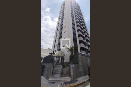 Apartamento à venda com 130m², 3 quartos e 2 vagasFachada