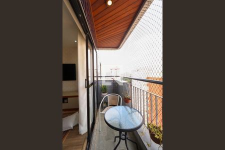 Apartamento à venda com 130m², 3 quartos e 2 vagasVaranda