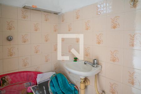 Casa à venda com 217m², 2 quartos e 2 vagas Casa à venda com 217m², 2 quartos e 2 vagasBanheiro de serviço