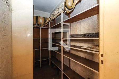 Casa à venda com 380m², 5 quartos e 4 vagasÁrea de Serviço