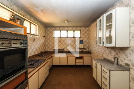 Casa à venda com 380m², 5 quartos e 4 vagasCozinha