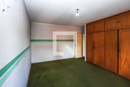 Casa à venda com 380m², 5 quartos e 4 vagasQuarto 4