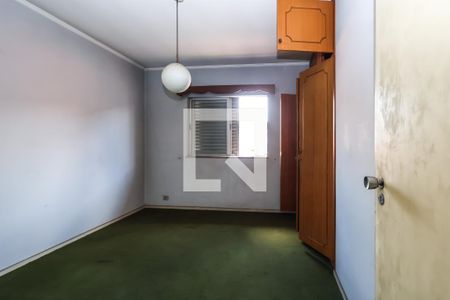 Casa à venda com 380m², 5 quartos e 4 vagasQuarto 2