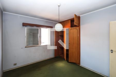 Casa à venda com 380m², 5 quartos e 4 vagasQuarto 2