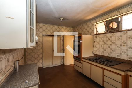 Casa à venda com 380m², 5 quartos e 4 vagasCozinha