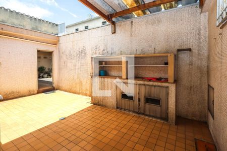 Casa à venda com 380m², 5 quartos e 4 vagasQuintal 1