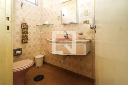 Casa à venda com 380m², 5 quartos e 4 vagasLavabo