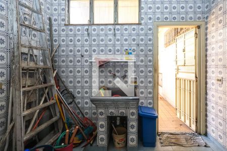 Casa à venda com 380m², 5 quartos e 4 vagasÁrea de Serviço