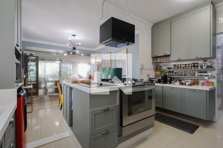 Apartamento à venda com 217m², 3 quartos e 3 vagas Apartamento à venda com 217m², 3 quartos e 3 vagasCozinha