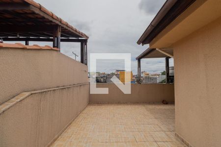 Casa à venda com 200m², 3 quartos e 2 vagas Casa à venda com 200m², 3 quartos e 2 vagasÁrea de Serviço