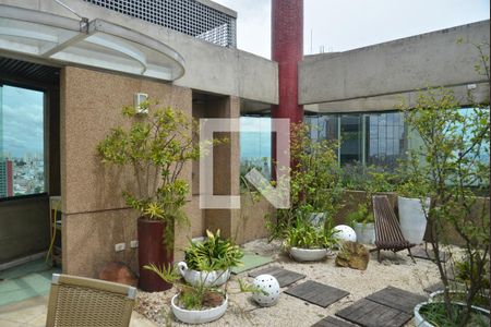 Apartamento para alugar com 440m², 6 quartos e 4 vagasCobertura