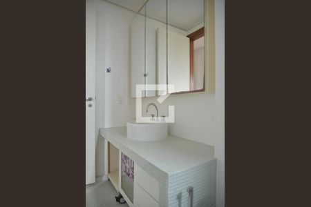 Apartamento para alugar com 440m², 6 quartos e 4 vagasBanheiro da Suíte 1