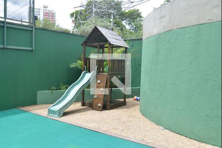 Apartamento para alugar com 440m², 6 quartos e 4 vagasÁrea comum - Playground