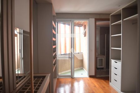 Apartamento para alugar com 440m², 6 quartos e 4 vagasQuarto Suite 2