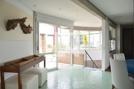 Apartamento para alugar com 440m², 6 quartos e 4 vagasCopa