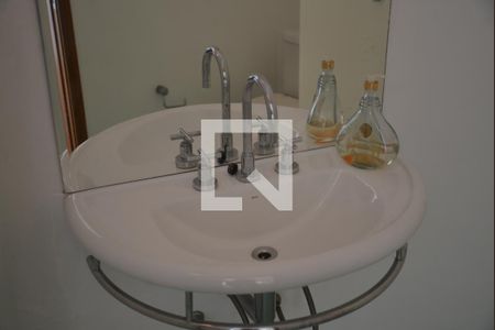 Apartamento para alugar com 440m², 6 quartos e 4 vagasBanheiro da Suíte 4