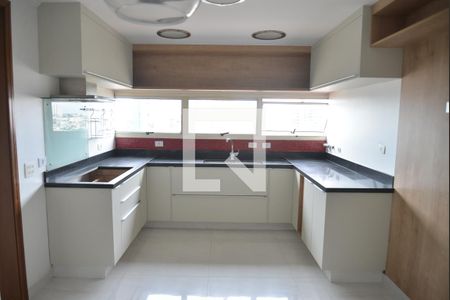 Apartamento para alugar com 440m², 6 quartos e 4 vagasCozinha