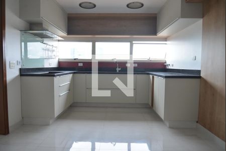 Apartamento para alugar com 440m², 6 quartos e 4 vagasCozinha