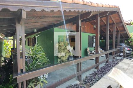 Casa de condomínio à venda com 203m², 3 quartos e 3 vagasFachada