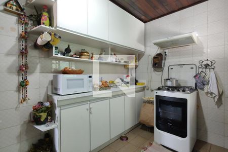 Casa de condomínio à venda com 203m², 3 quartos e 3 vagasCozinha - Armários