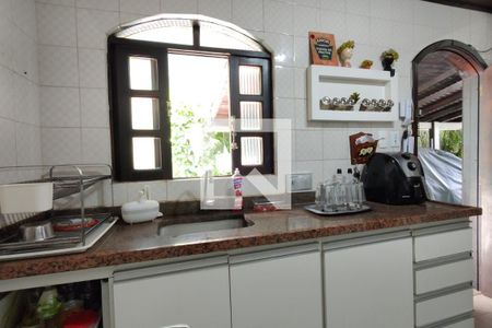 Casa de condomínio à venda com 203m², 3 quartos e 3 vagasCozinha - Armários