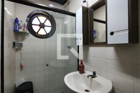 Casa de condomínio à venda com 203m², 3 quartos e 3 vagasBanheiro da Suíte