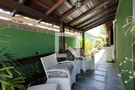 Casa de condomínio à venda com 203m², 3 quartos e 3 vagasQuintal