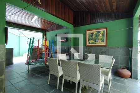 Casa de condomínio à venda com 203m², 3 quartos e 3 vagasÁrea comum - Churrasqueira