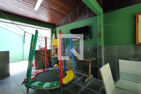 Casa de condomínio à venda com 203m², 3 quartos e 3 vagasÁrea gourmet