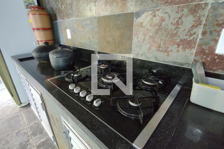 Casa de condomínio à venda com 203m², 3 quartos e 3 vagasÁrea gourmet