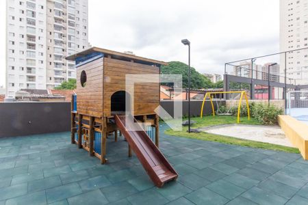 Apartamento à venda com 81m², 2 quartos e 2 vagasÁrea comum - Playground