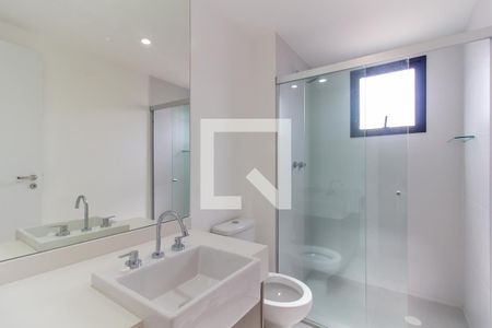 Apartamento à venda com 81m², 2 quartos e 2 vagasBanheiro da Suíte