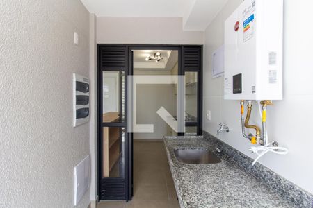 Apartamento à venda com 81m², 2 quartos e 2 vagasÁrea de Serviço