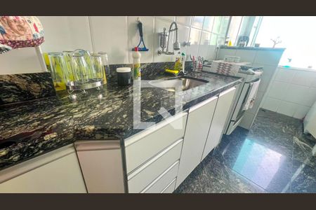 Apartamento à venda com 77m², 3 quartos e 1 vaga Apartamento à venda com 77m², 3 quartos e 1 vagaCozinha