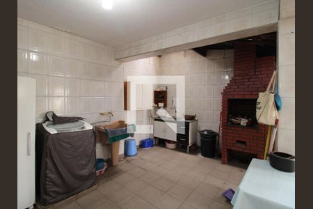 Casa à venda com 100m², 3 quartos e 1 vagaÁrea de Serviço