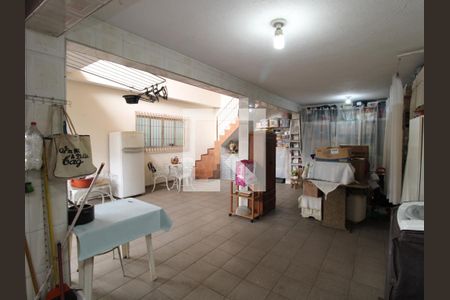 Casa à venda com 100m², 3 quartos e 1 vagaÁrea de Serviço