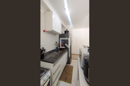 Apartamento para alugar com 80m², 3 quartos e 2 vagas Apartamento para alugar com 80m², 3 quartos e 2 vagasCozinha e Área de Serviço