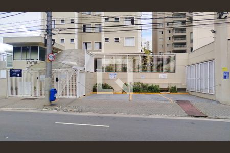 Apartamento para alugar com 80m², 3 quartos e 2 vagas Apartamento para alugar com 80m², 3 quartos e 2 vagasFachada